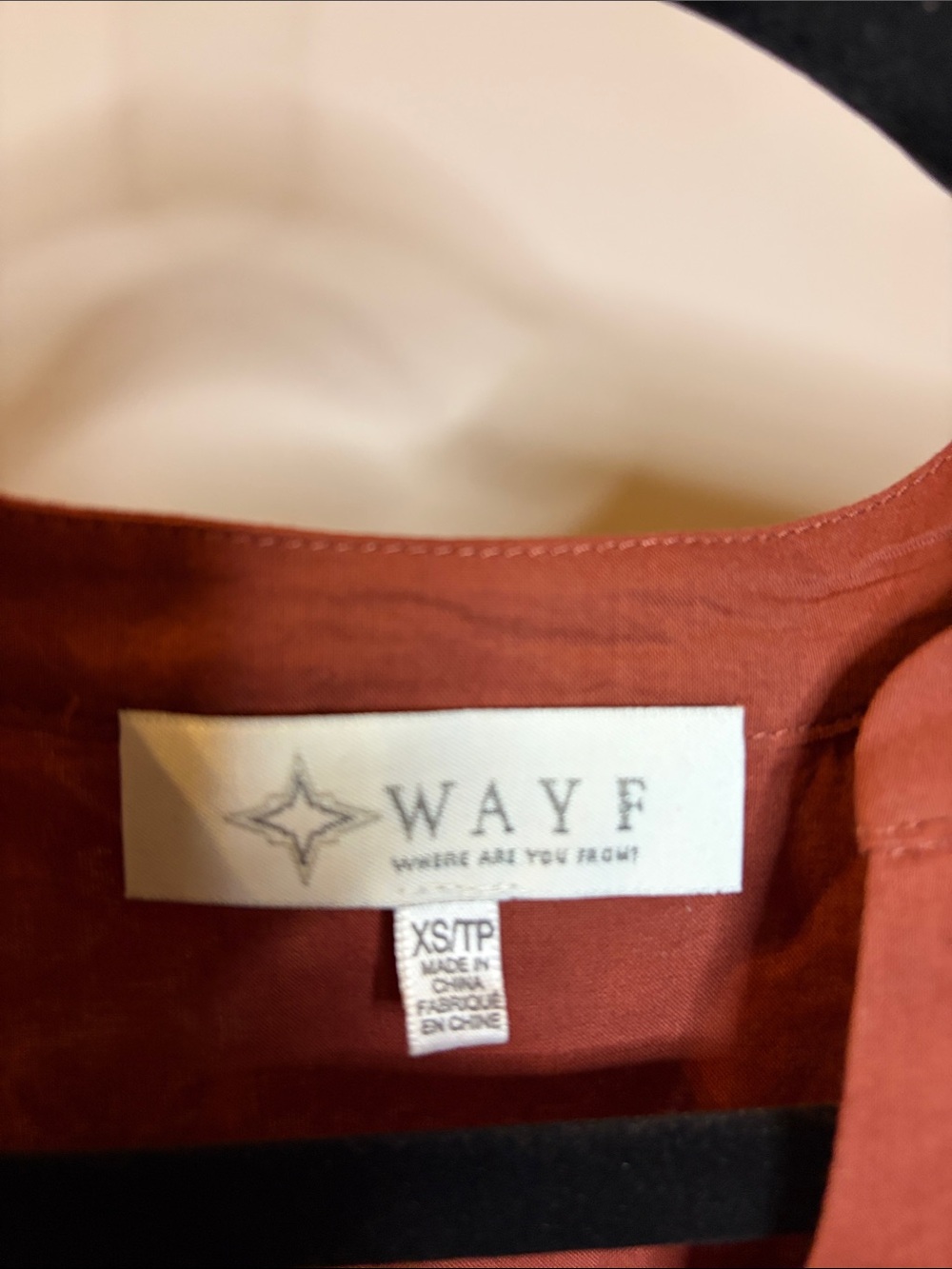 Wayf Rust Button-Front Smocked Drawstring Cropped Blouse - Picture 3 of 4